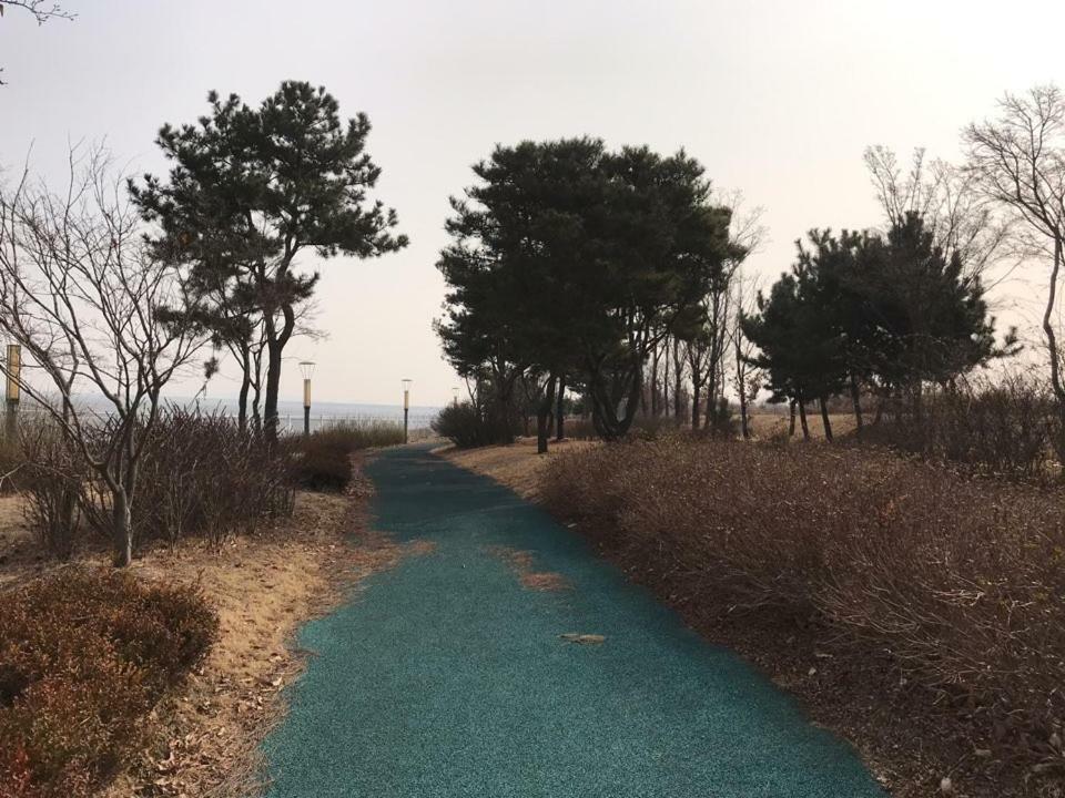 Hotel Sm Incheon Airport Экстерьер фото