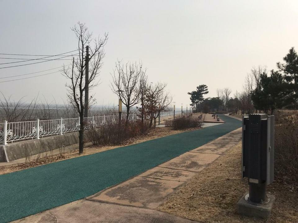 Hotel Sm Incheon Airport Экстерьер фото
