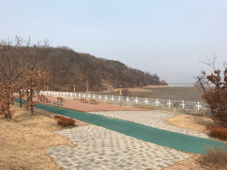 Hotel Sm Incheon Airport Экстерьер фото