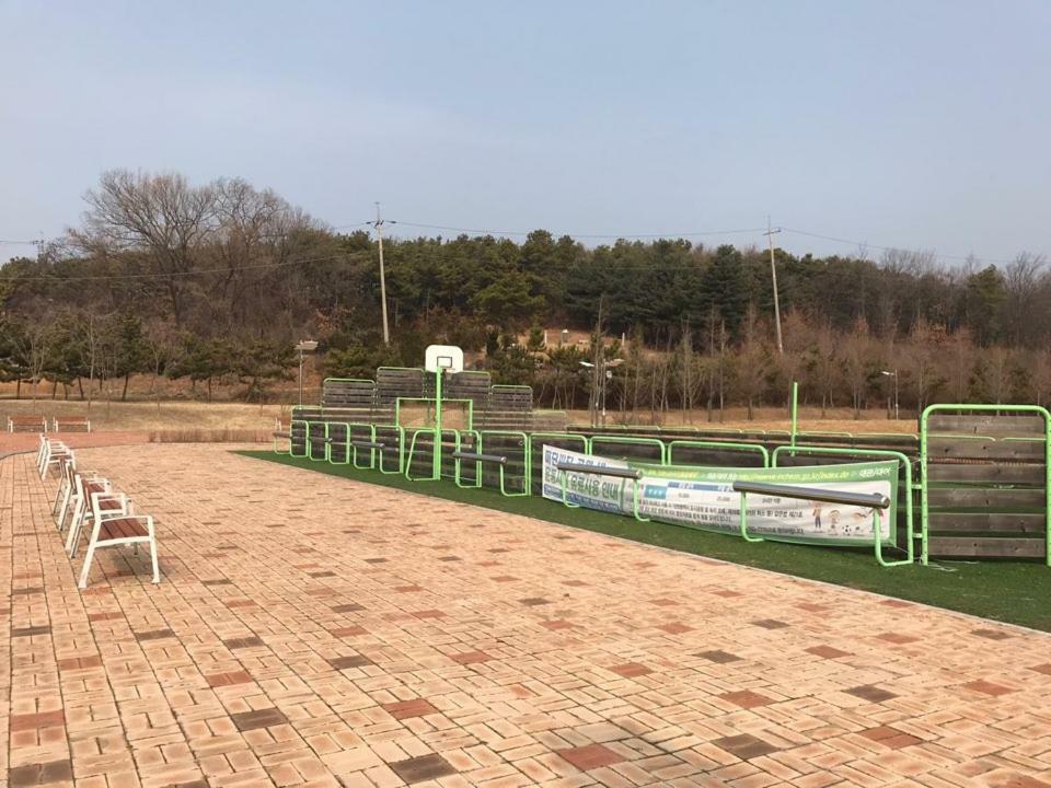 Hotel Sm Incheon Airport Экстерьер фото