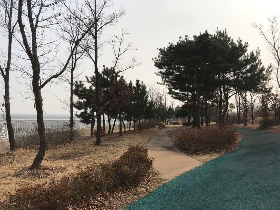 Hotel Sm Incheon Airport Экстерьер фото